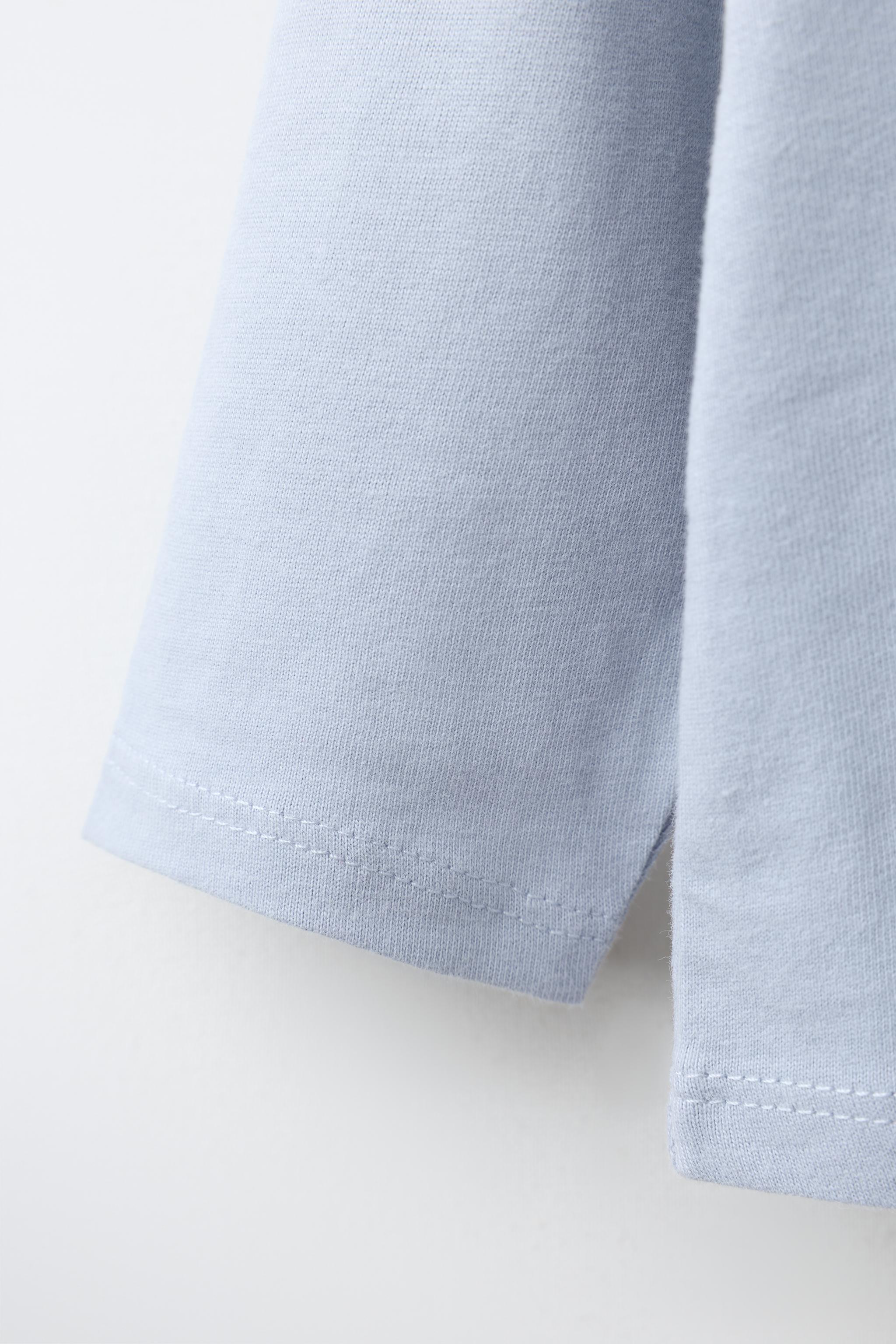 EMBROIDERED T-SHIRT